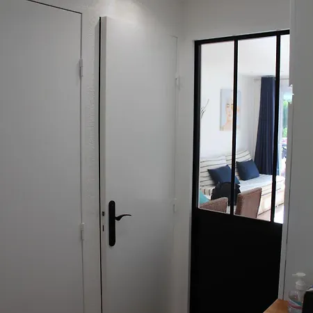 De Standing Avec Piscine Apartment